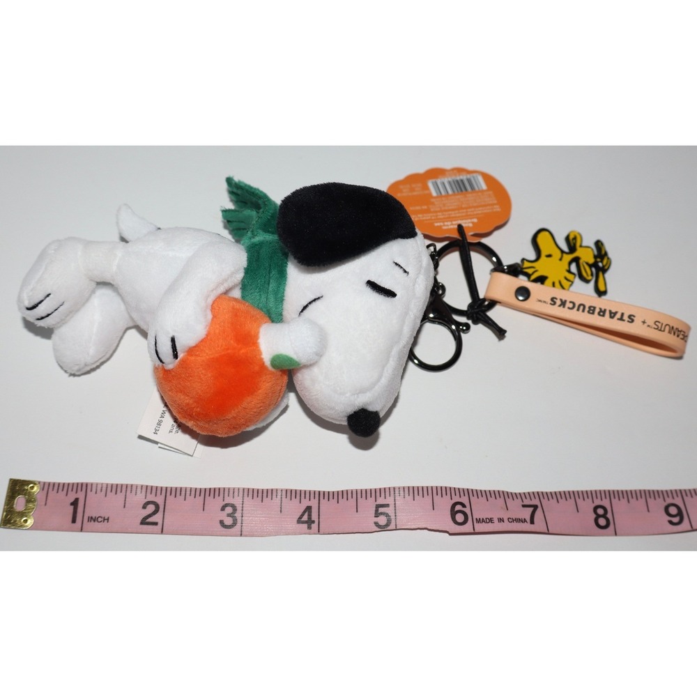 Starbucks x Peanuts 2026 Snoopy Canvas Tote Bag & Plush Charm Keychain Set - Picture 6 of 16
